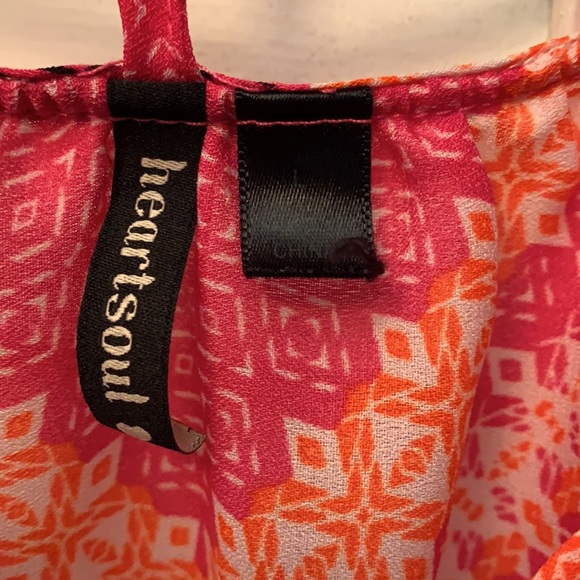 Cold shoulder top - Picture 3 of 3